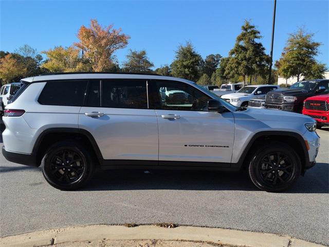 used 2024 Jeep Grand Cherokee L car, priced at $32,955
