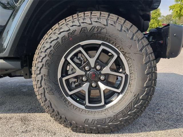 new 2025 Jeep Gladiator car, priced at $54,897