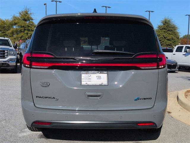 used 2023 Chrysler Pacifica Hybrid car, priced at $31,988