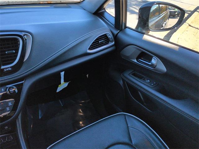 used 2023 Chrysler Pacifica Hybrid car, priced at $31,988