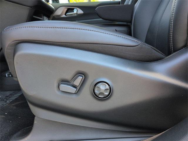 new 2026 Chrysler Pacifica car, priced at $41,123