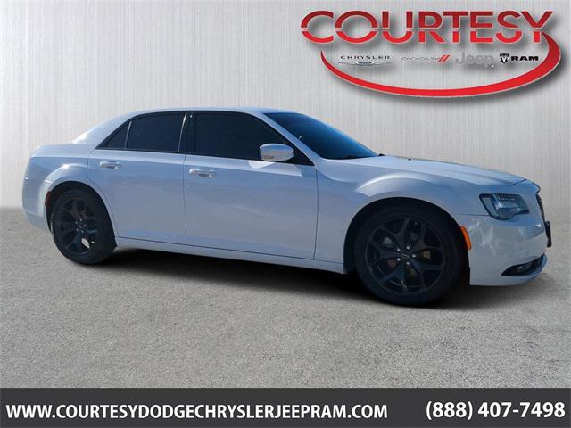 used 2022 Chrysler 300 car, priced at $25,969