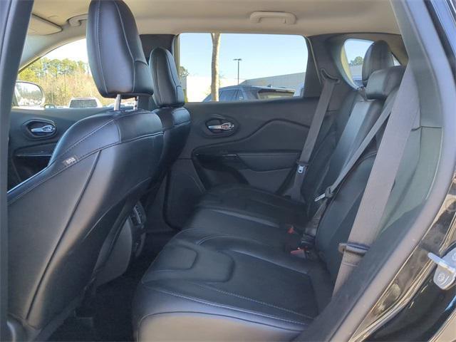 used 2023 Jeep Cherokee car, priced at $23,964