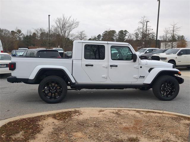 new 2025 Jeep Gladiator car, priced at $41,290