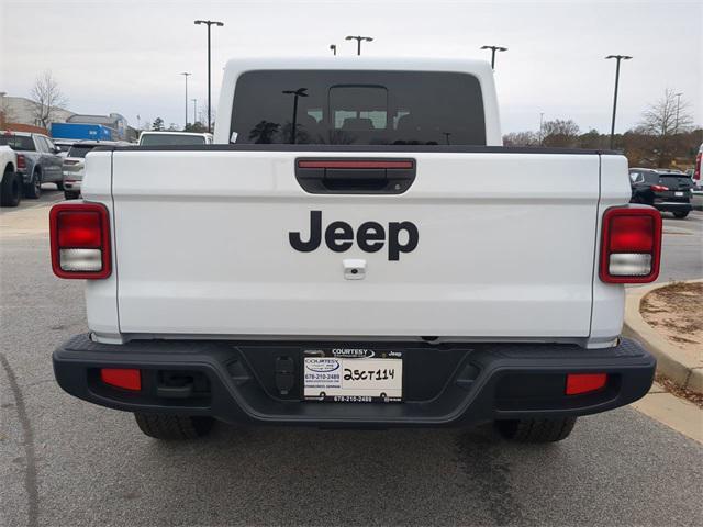 new 2025 Jeep Gladiator car, priced at $41,290