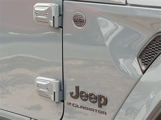 new 2025 Jeep Gladiator car, priced at $41,885