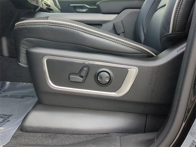 new 2025 Ram 1500 car, priced at $57,631