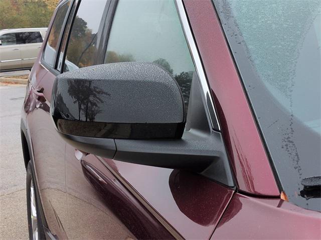 new 2025 Jeep Grand Cherokee L car, priced at $40,460