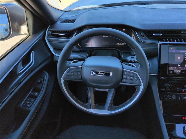 new 2025 Jeep Grand Cherokee car, priced at $35,976