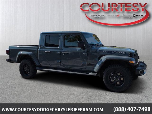 new 2025 Jeep Gladiator car, priced at $45,829