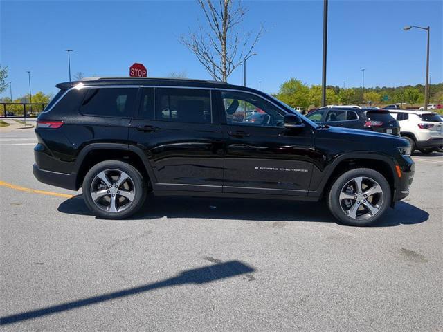 new 2024 Jeep Grand Cherokee L car, priced at $54,184