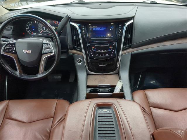 used 2019 Cadillac Escalade ESV car, priced at $31,959