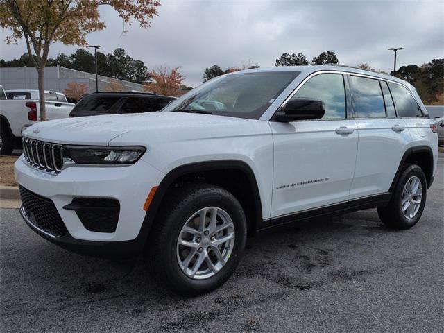 new 2025 Jeep Grand Cherokee car, priced at $35,440