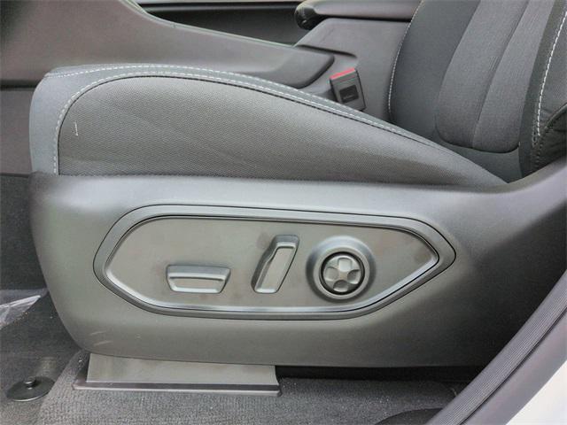 new 2025 Jeep Grand Cherokee car, priced at $35,440