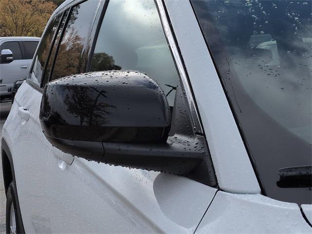 new 2025 Jeep Grand Cherokee car, priced at $35,440