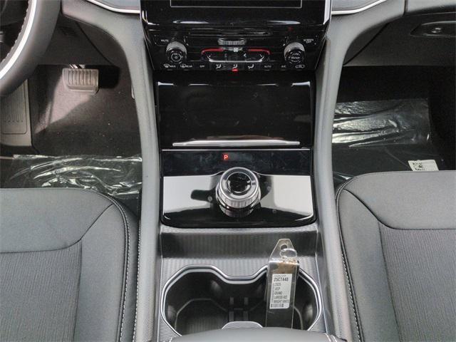 new 2025 Jeep Grand Cherokee car, priced at $35,440