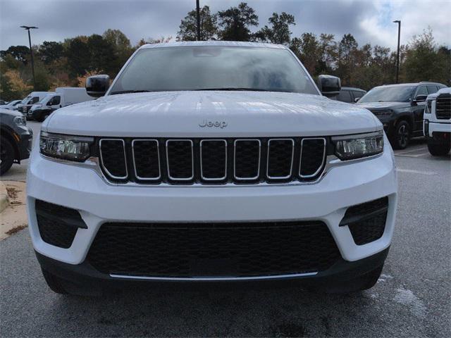 new 2025 Jeep Grand Cherokee car, priced at $35,440