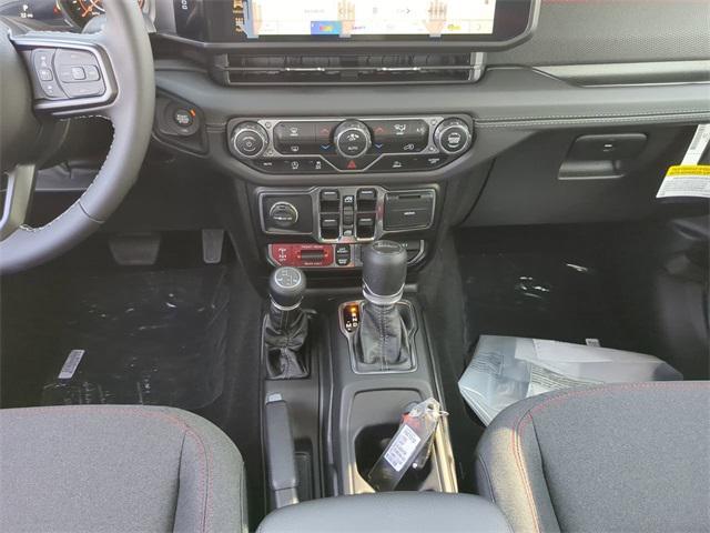 new 2025 Jeep Gladiator car, priced at $48,730