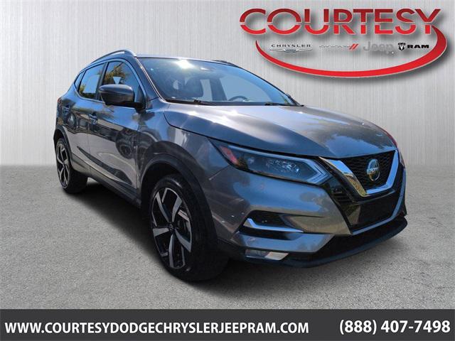 used 2022 Nissan Rogue Sport car, priced at $22,995