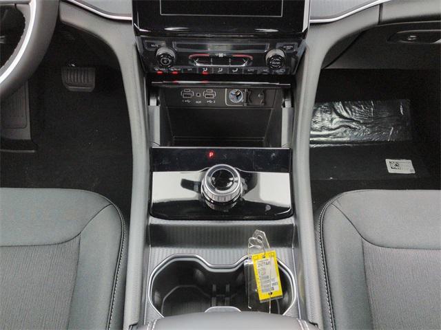 new 2025 Jeep Grand Cherokee car, priced at $35,440