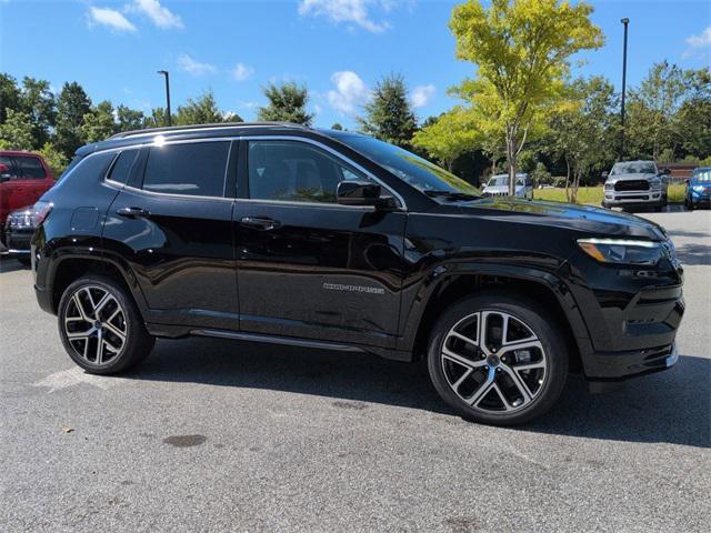 new 2025 Jeep Compass car, priced at $35,889