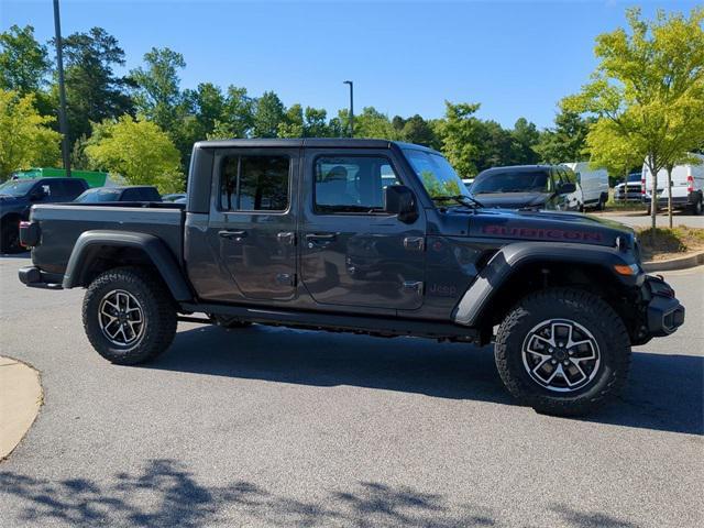 new 2024 Jeep Gladiator car, priced at $59,059