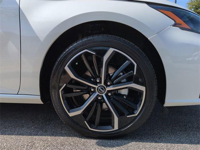 used 2024 Nissan Altima car, priced at $29,885