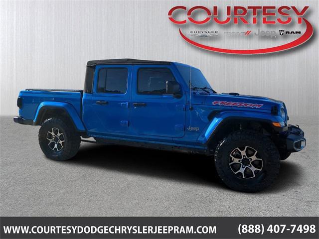 used 2022 Jeep Gladiator car, priced at $34,489