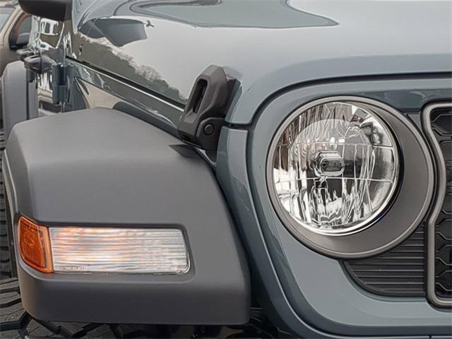 new 2025 Jeep Wrangler car, priced at $59,240