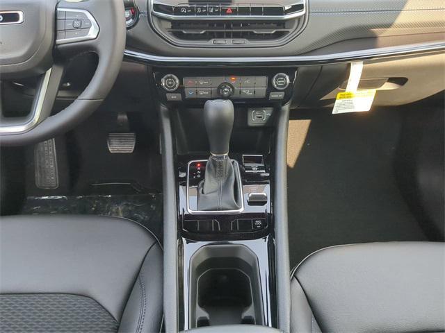 new 2025 Jeep Compass car, priced at $28,638