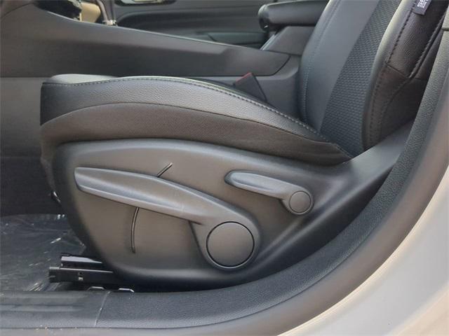 new 2025 Jeep Compass car, priced at $28,638