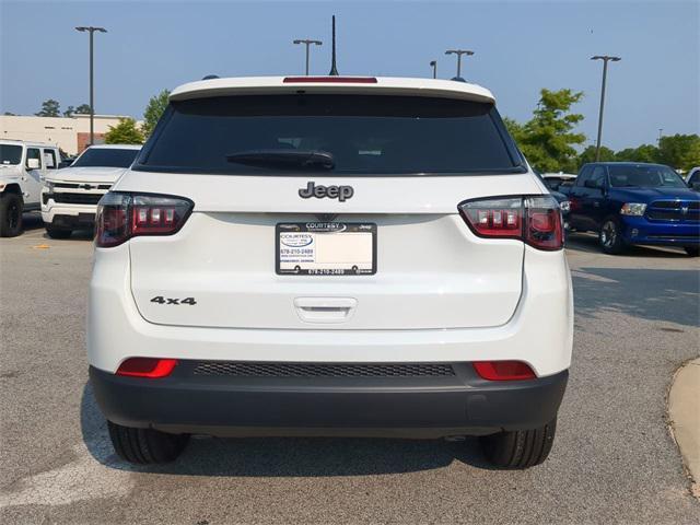 new 2025 Jeep Compass car, priced at $28,638