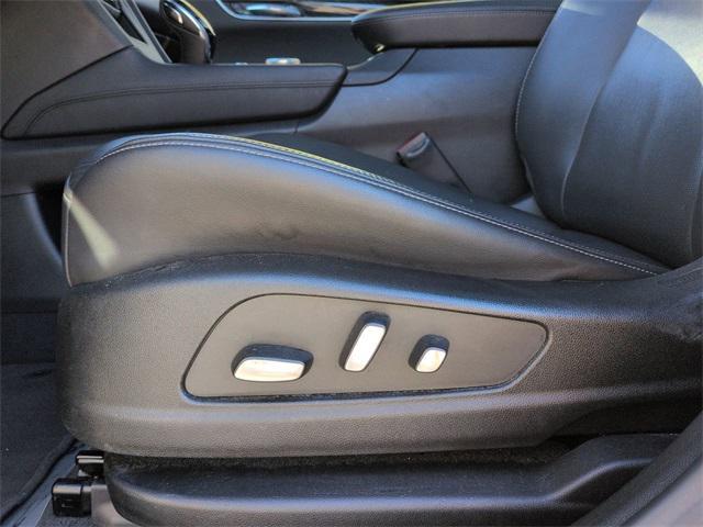 used 2022 Cadillac XT6 car, priced at $34,855