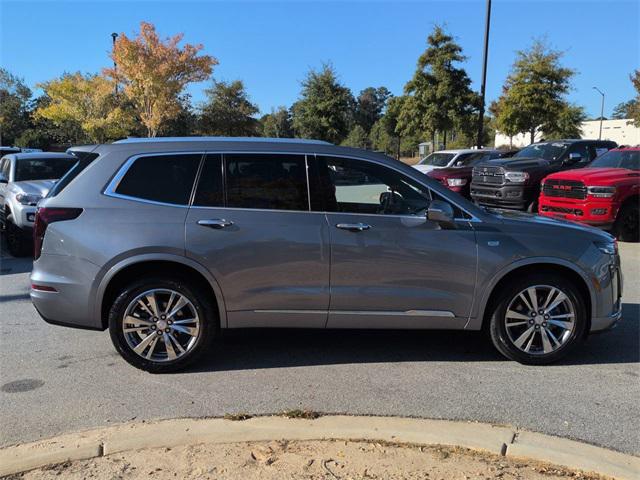 used 2022 Cadillac XT6 car, priced at $34,855