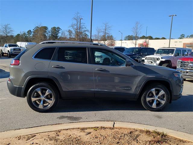 used 2020 Jeep Cherokee car, priced at $24,040