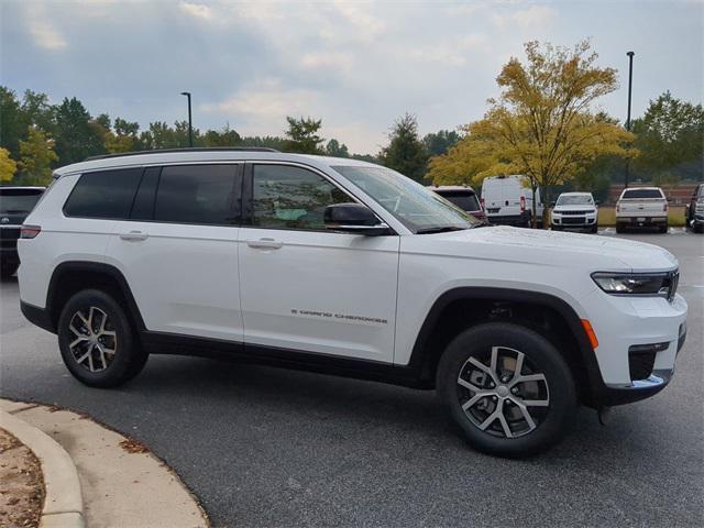 new 2025 Jeep Grand Cherokee L car, priced at $44,856