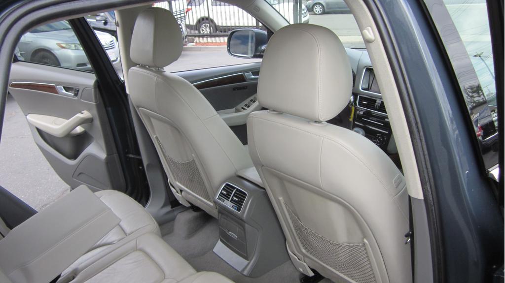 used 2011 Audi Q5 car, priced at $8,950