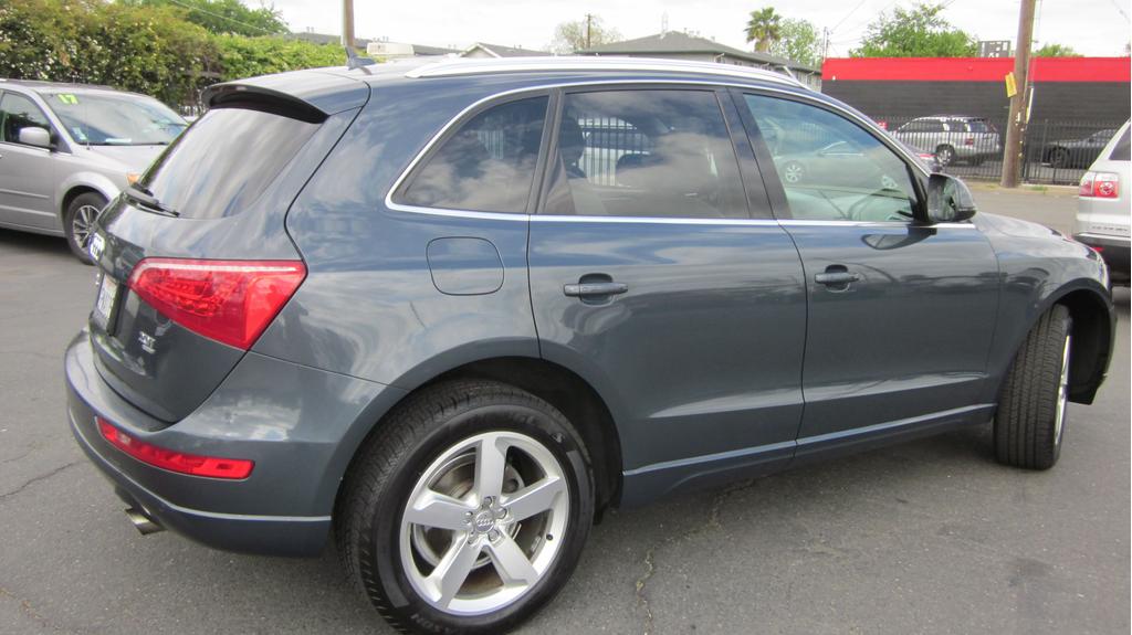 used 2011 Audi Q5 car, priced at $8,950