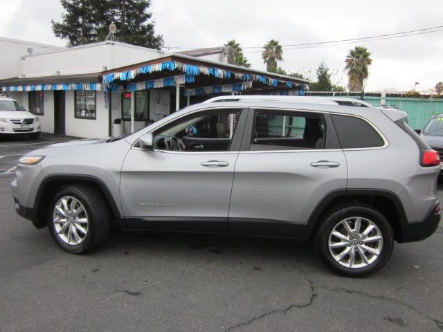 used 2014 Jeep Cherokee car, priced at $6,995