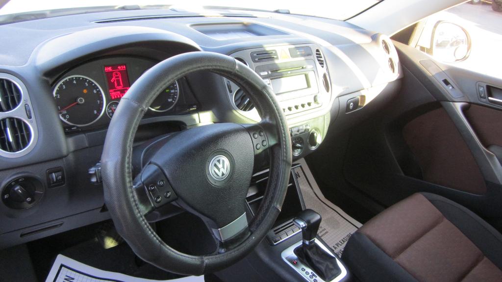 used 2009 Volkswagen Tiguan car, priced at $5,995