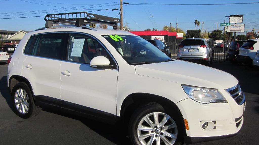 used 2009 Volkswagen Tiguan car, priced at $5,995