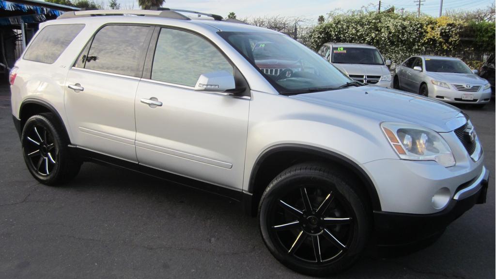 used 2012 GMC Acadia car, priced at $6,950