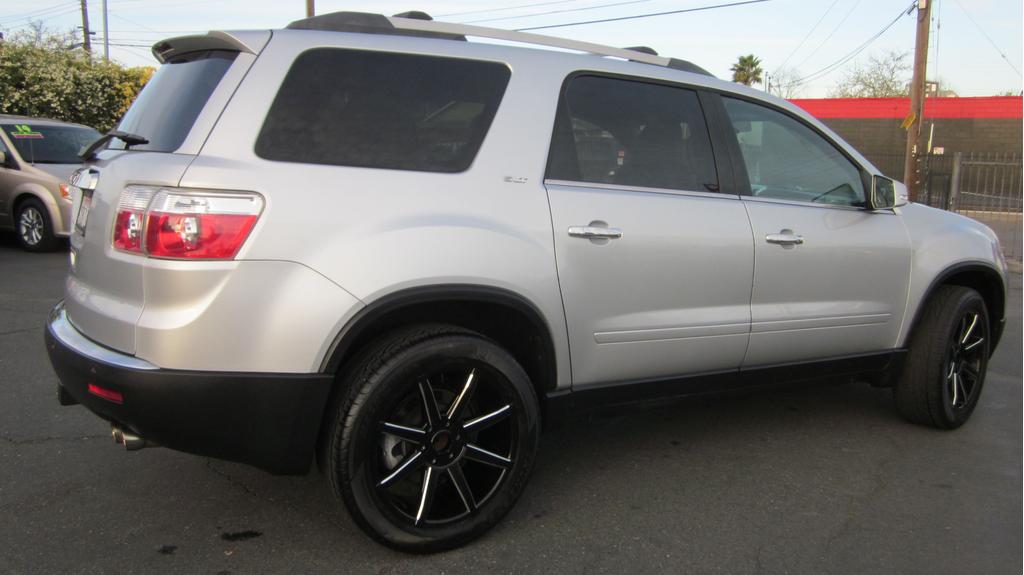 used 2012 GMC Acadia car, priced at $6,950