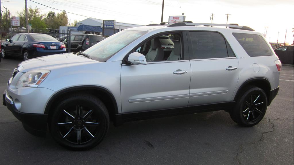 used 2012 GMC Acadia car, priced at $6,950