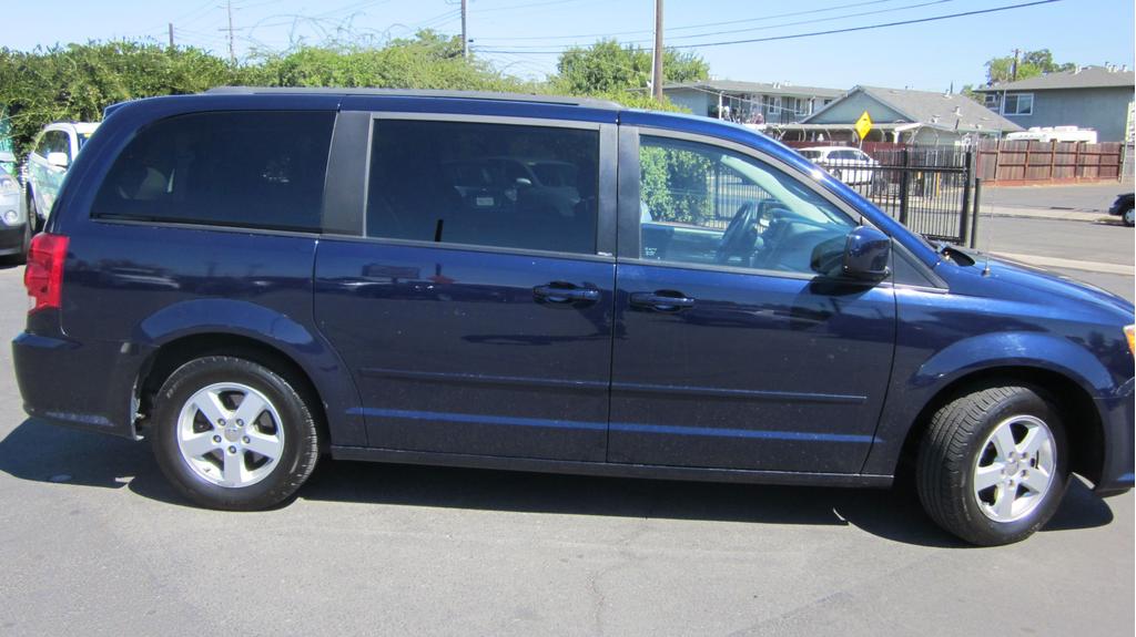 used 2012 Dodge Grand Caravan car, priced at $6,995