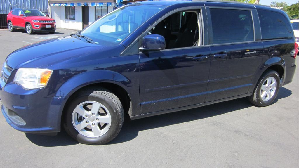 used 2012 Dodge Grand Caravan car, priced at $6,995