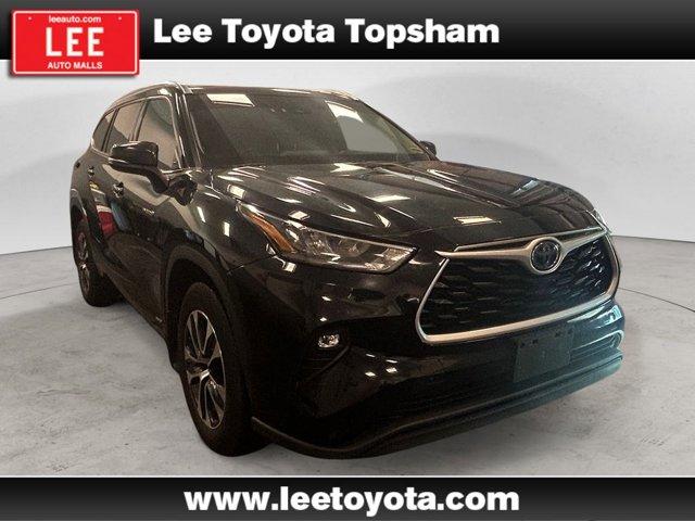 used 2020 Toyota Highlander Hybrid car, priced at $29,915