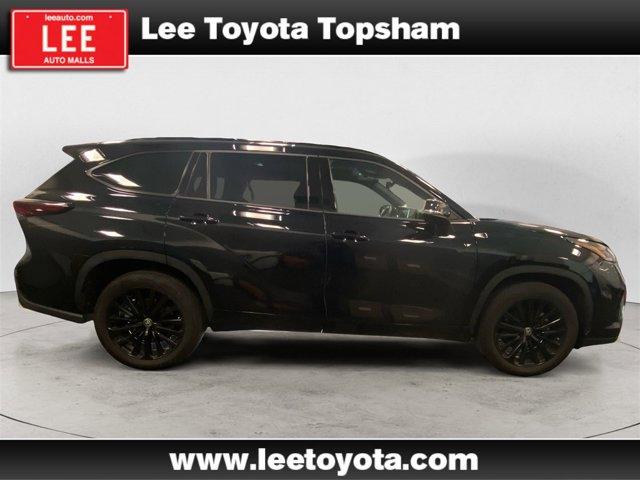 used 2024 Toyota Highlander car, priced at $45,854