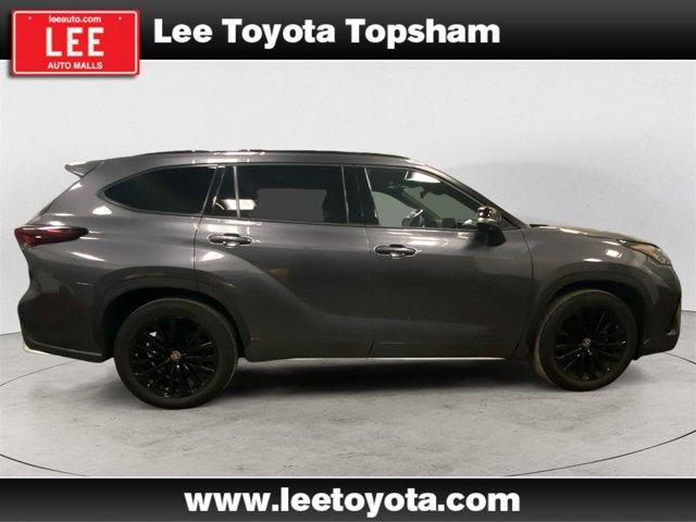 used 2024 Toyota Highlander car, priced at $46,235