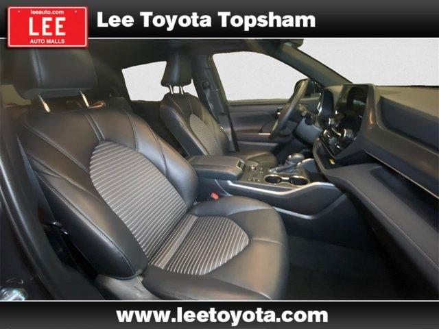 used 2024 Toyota Highlander car, priced at $46,235